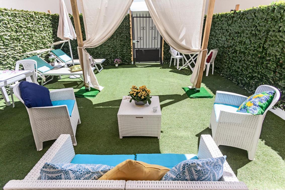 Garden Sant'Avendrace Villa Cagliari Exterior foto